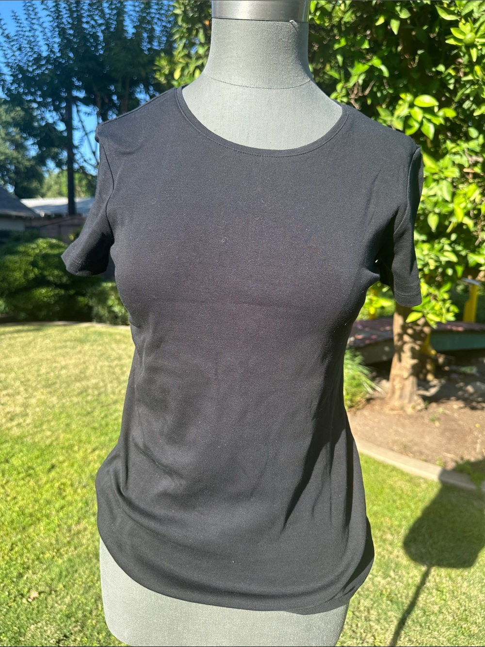 Charter Club Women's Black Short Sleeve Crewneck Tee